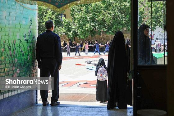 گزارش تصویری | درنا برای کودکان میناب