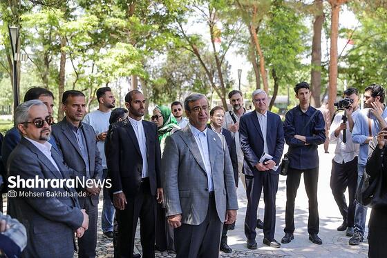 گزارش تصویری | نشست خبری استاندار خراسان رضوی در آرامگاه فردوسی