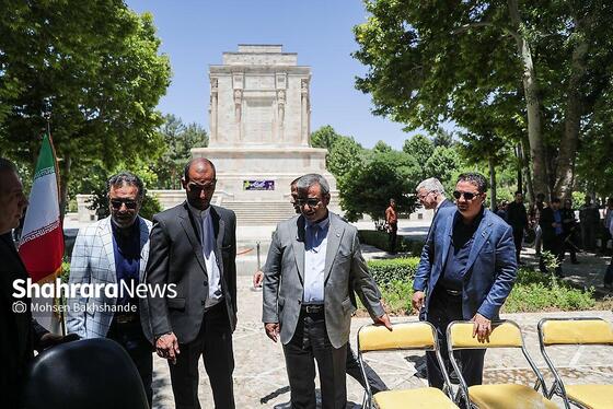 گزارش تصویری | نشست خبری استاندار خراسان رضوی در آرامگاه فردوسی
