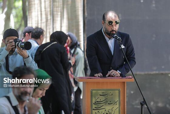 گزارش تصویری | نشست خبری استاندار خراسان رضوی در آرامگاه فردوسی
