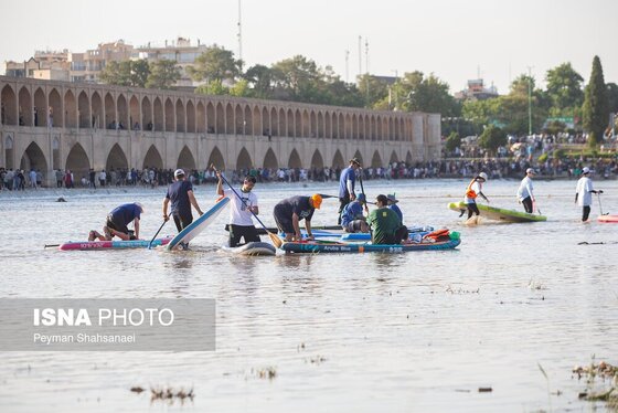 گزارش تصویری | جشنواره پدل‌برد سواری - زاینده‌رود