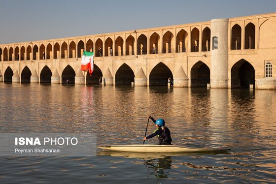 گزارش تصویری | جشنواره پدل‌برد سواری - زاینده‌رود