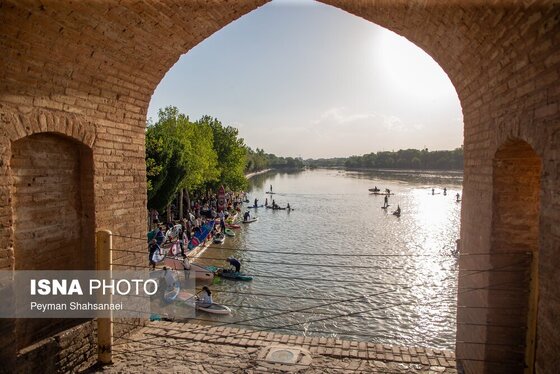گزارش تصویری | جشنواره پدل‌برد سواری - زاینده‌رود