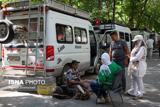 گزارش تصویری | گردهمایی خودروهای کلاسیک، آفرود و کمپر - اصفهان