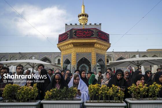 گزارش تصویری | آئین اذن عزای حسینی و تعویض پرچم گنبد حرم مطهر رضوی همزمان با آغاز ماه محرم
