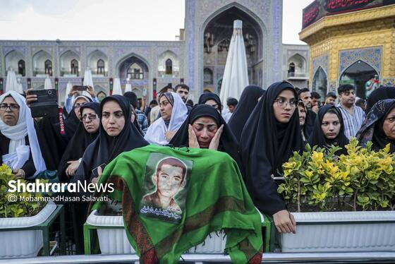 گزارش تصویری | آئین اذن عزای حسینی و تعویض پرچم گنبد حرم مطهر رضوی همزمان با آغاز ماه محرم