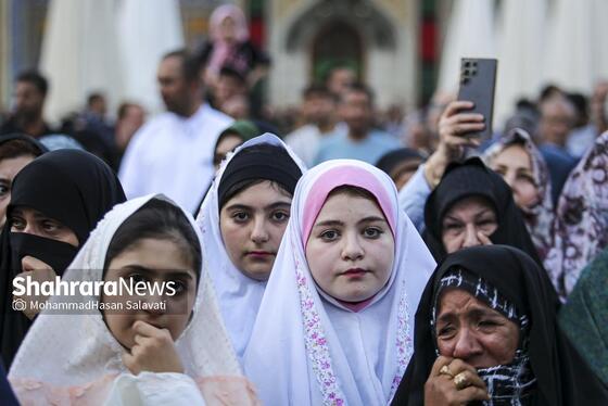 گزارش تصویری | آئین اذن عزای حسینی و تعویض پرچم گنبد حرم مطهر رضوی همزمان با آغاز ماه محرم