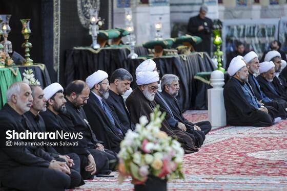گزارش تصویری | آئین اذن عزای حسینی و تعویض پرچم گنبد حرم مطهر رضوی همزمان با آغاز ماه محرم