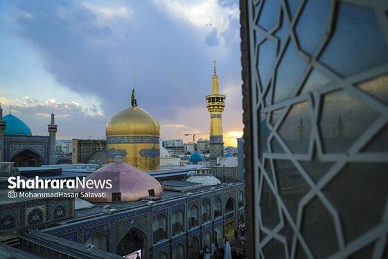 گزارش تصویری | آئین اذن عزای حسینی و تعویض پرچم گنبد حرم مطهر رضوی همزمان با آغاز ماه محرم