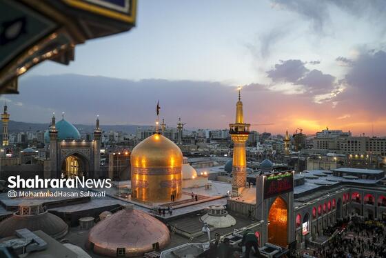 گزارش تصویری | آئین اذن عزای حسینی و تعویض پرچم گنبد حرم مطهر رضوی همزمان با آغاز ماه محرم