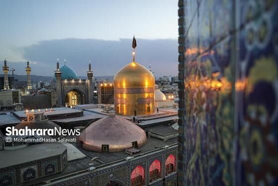 گزارش تصویری | آئین اذن عزای حسینی و تعویض پرچم گنبد حرم مطهر رضوی همزمان با آغاز ماه محرم
