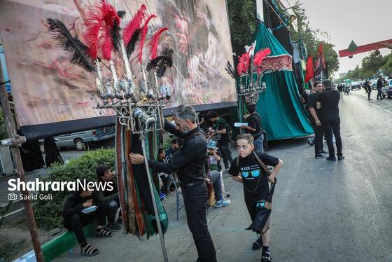 گزارش تصویری | کاروان اعلام عزای ماه محرم در مشهد