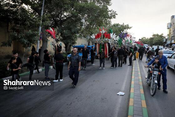 گزارش تصویری | کاروان اعلام عزای ماه محرم در مشهد