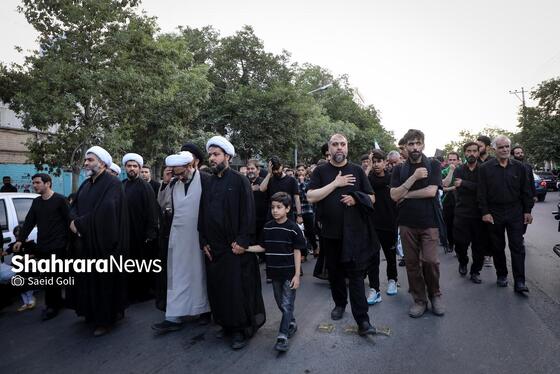 گزارش تصویری | کاروان اعلام عزای ماه محرم در مشهد