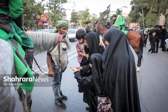 گزارش تصویری | کاروان اعلام عزای ماه محرم در مشهد