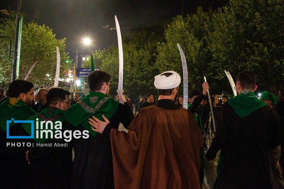 گزارش تصویری | مراسم عزاداری مشق شمشیر