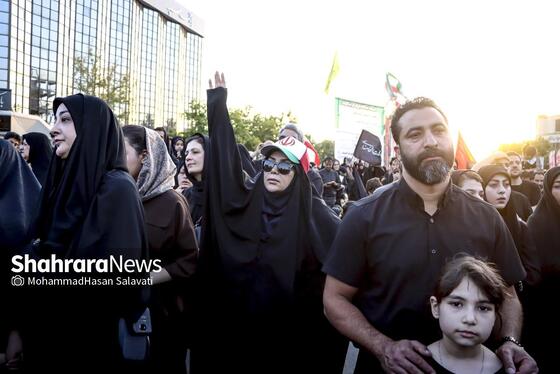 گزارش تصویری | مراسم خیمه سوزان عصر عاشورا در مشهد