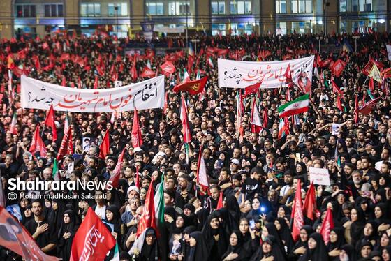گزارش تصویری | آخرین لحظات حضور پیکر رهبر شهید در مصلی امام خمینی و مراسم وداع
