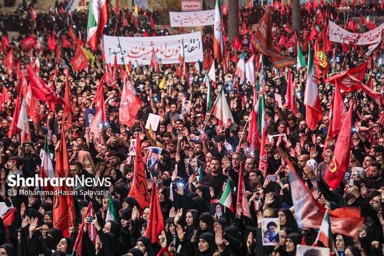 گزارش تصویری | آخرین لحظات حضور پیکر رهبر شهید در مصلی امام خمینی و مراسم وداع