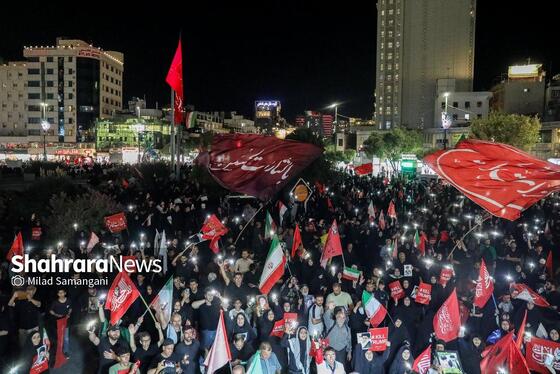 گزارش تصویری | اهتزاز پرچم سرخ «یا لثارات الحسین (ع)» در مسیر تشییع پیکر قائد شهید امت در مشهد