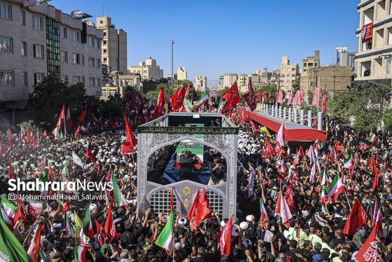 گزارش تصویری | تشییع تاریخی پیکر مطهر رهبر شهید انقلاب در مشهد مقدس | (پنجشنبه ۱۸ تیر ماه ۱۴۰۵)