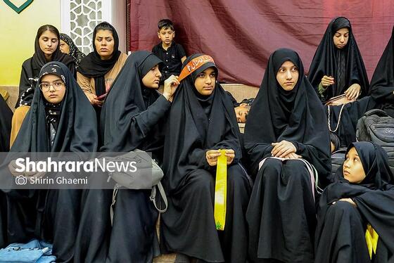 گزارش تصویری | قرار نوجوانی؛ آغاز خدمت خادمان نوجوان مشهدی در دهه آخر ماه صفر