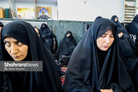گزارش تصویری | مراسم بزرگداشت و عزاداری آخر ماه صفر توسط دفتر بنیاد شهید رئیسی در مشهد