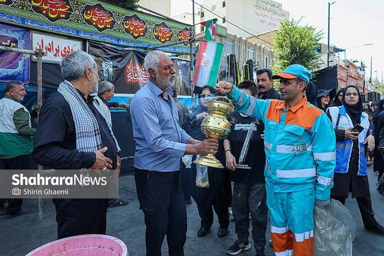 گزارش تصویری | سوگواری دسته های عزاداری در خیابان های منتهی به حرم مطهر رضوی در دهه آخر صفر