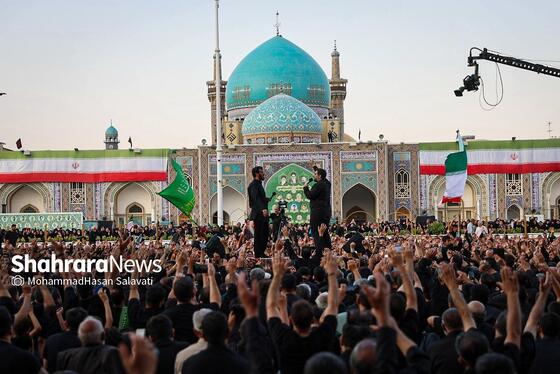 گزارش تصویری | آیین چهارپایه خوانی عصر شهادت امام رضا (ع) در حرم مطهر رضوی
