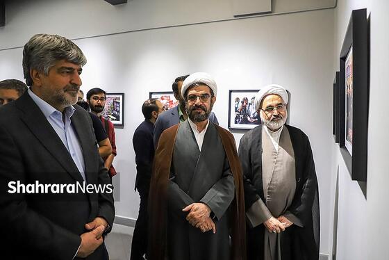 گزارش تصویری | افتتاح نمایشگاه عکس «روایت وداع» در فرهنگسرای جهاد دانشگاهی خراسان رضوی