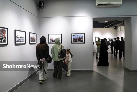 گزارش تصویری | افتتاح نمایشگاه عکس «روایت وداع» در فرهنگسرای جهاد دانشگاهی خراسان رضوی