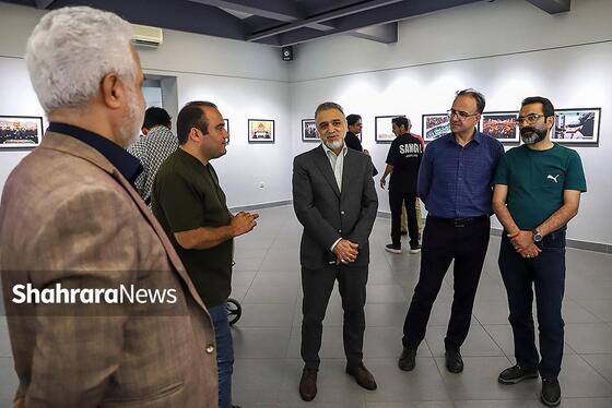 گزارش تصویری | افتتاح نمایشگاه عکس «روایت وداع» در فرهنگسرای جهاد دانشگاهی خراسان رضوی