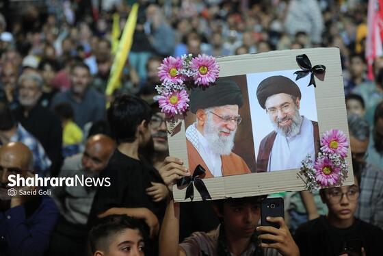 گزارش تصویری | محفل قرآنی «اربعین رهبر شهید» در میدان شهدای مشهد