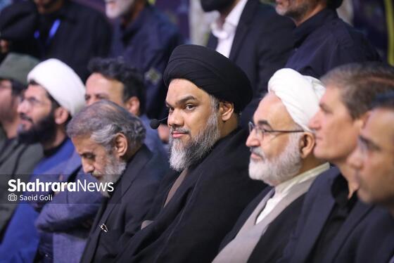 گزارش تصویری | محفل قرآنی «اربعین رهبر شهید» در میدان شهدای مشهد