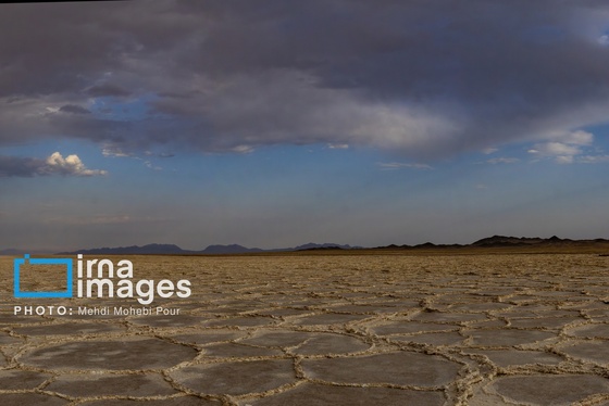 گزارش تصویری | دریاچه نمک حاج علیقلی