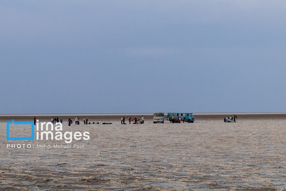 گزارش تصویری | دریاچه نمک حاج علیقلی