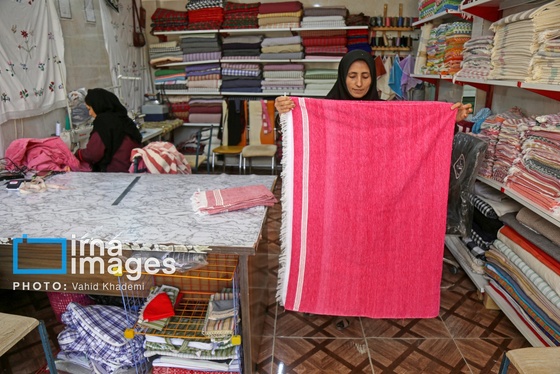 ایران زیباست | «چورشب بافی» سنتی در روستای رویین