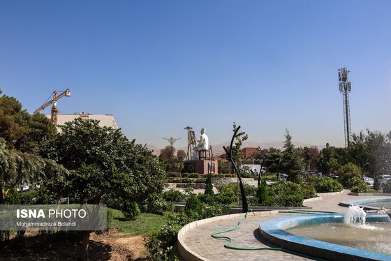 گزارش تصویری | مراسم رونمایی از مجسمه کمال‌الملک