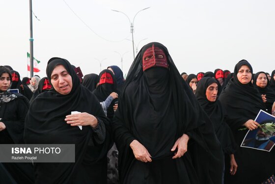 گزارش تصویری | مراسم تشییع پیکر شهدای حمله جنایتکارانه آمریکا به یک مراسم عروسی در شهرستان سیریک - کوهستک