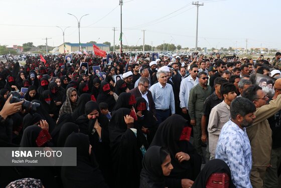 گزارش تصویری | مراسم تشییع پیکر شهدای حمله جنایتکارانه آمریکا به یک مراسم عروسی در شهرستان سیریک - کوهستک