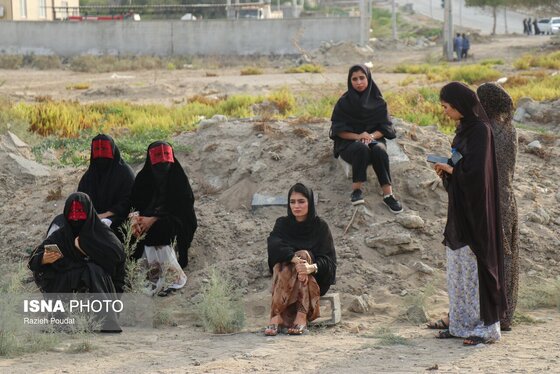 گزارش تصویری | مراسم تشییع پیکر شهدای حمله جنایتکارانه آمریکا به یک مراسم عروسی در شهرستان سیریک - کوهستک