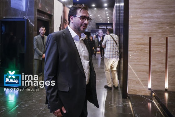 گزارش تصویری | اکبر عبدی، چهل روز بعد
