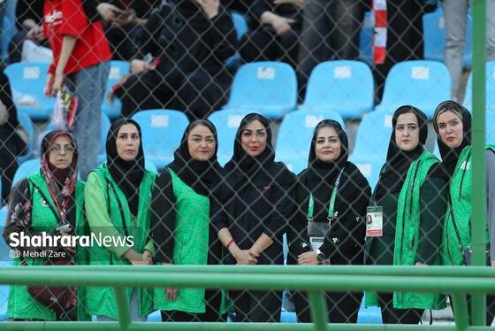 گزارش تصویری | سکو‌های ورزشگاه شهدای شهر قدس پیش از بازی پرسپولیس و ذوب آهن (۱۶ شهریور ۱۴۰۵)
