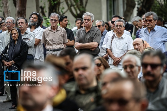 گزارش تصویری | تشییع پیکر زنده یاد «جواد مجابی»