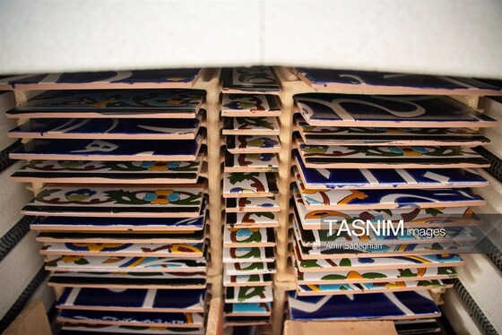 گزارش تصویری | کاشی هفت رنگ مکتب شیراز