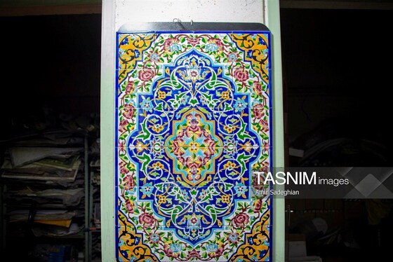 گزارش تصویری | کاشی هفت رنگ مکتب شیراز