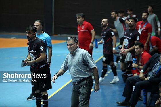 لیگ برتر فوتسال | مسابقه تیم بازرگانی دائم پناه مشهد و نگین تندیس قرچک