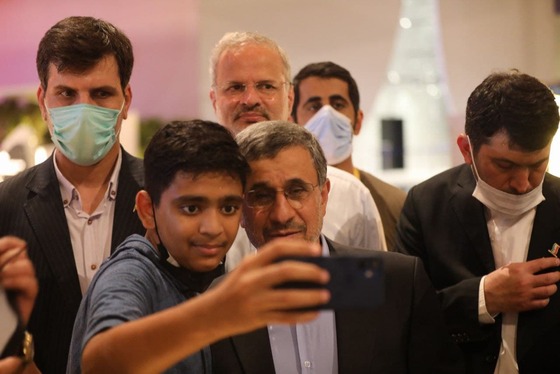 محمود احمدی نژاد در دبی