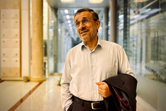 محمود احمدی نژاد در دبی