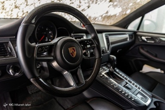 خودروی لوکس